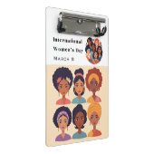 女子国際的日3月8日お祝い ミニクリップボード (アングル)