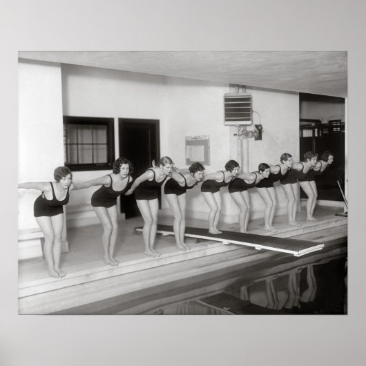 女子水泳チーム、1930年。ヴィンテージ写真 ポスター (正面)
