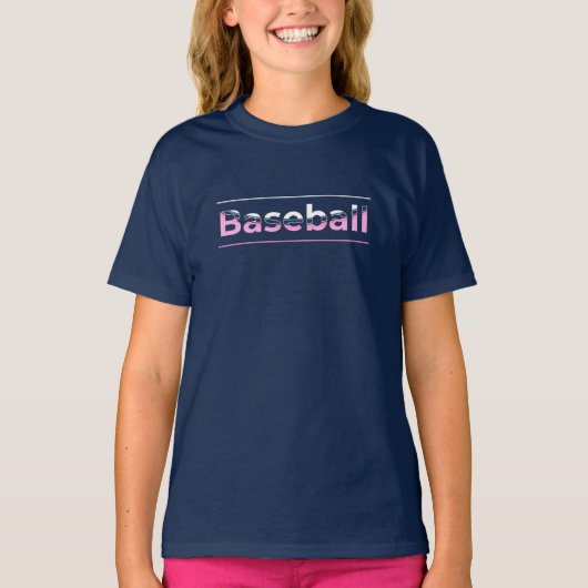 女子野球 - ピンク幾何学タイポグラフィ Tシャツ (正面)