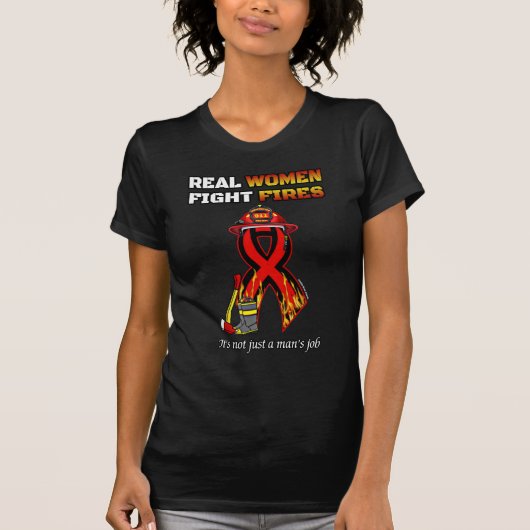 女実在が火事と戦う Tシャツ (正面)