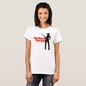 女実在は銃を持つ Tシャツ (正面フル)