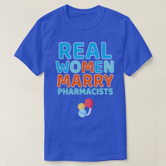 女実在性が薬剤師薬学学生妻と結婚 Tシャツ (デザイン正面)