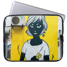 女怒絵画の通り壁画