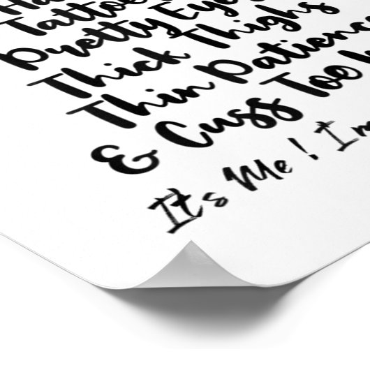 女性いくつかの犬のママは太い太い太い太い太いthiタトゥーを持っている ポスター (角)