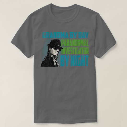 女性おばあちゃんデイパラノーマル捜査官N Tシャツ (デザイン正面)