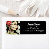 女性かわいらしアートコラージュ ラベル (インサイチュ)