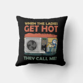 女性がおもしろい熱くなるとHvacを修復する クッション (裏面)