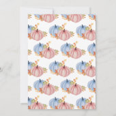 女性がカボチャの赤ちゃんシャワーを明らかにする 招待状 (裏面)