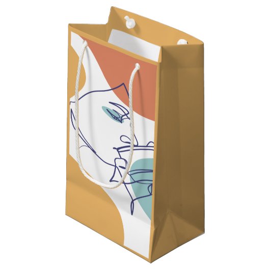 女性がコーヒーを飲むラインアートスケッチのポスター スモールペーパーバッグ (正面アングル)