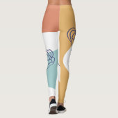 女性がコーヒーを飲むラインアートスケッチのポスター レギンス (裏面)