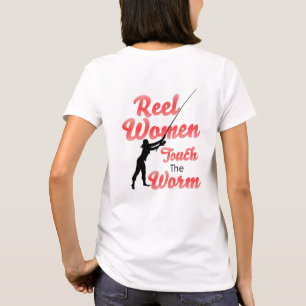 女性がミミズに触れるTシャツ 名前刺繍可能 Tシャツ