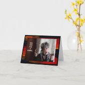 女性が折りたたんだグリーティングカードの5つのヒント カード (黄色い花)