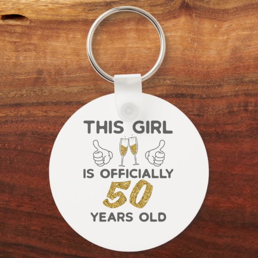 女性この女の子は正式に50年50誕生日 キーホルダー (正面)