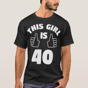 女性この女の子は40歳40歳の誕生日ギ Tシャツ