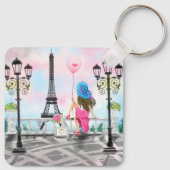女性とピかわいらしンクのハートバルーン – アイラブパリ キーホルダー (裏面)