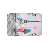 女性とピかわいらしンクのハートバルーン – アイラブパリ バスマット (正面)