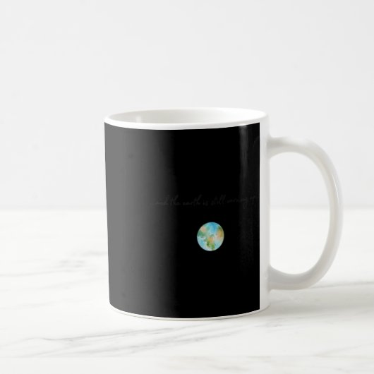 女性と地球温暖化が起きている コーヒーマグカップ (右)