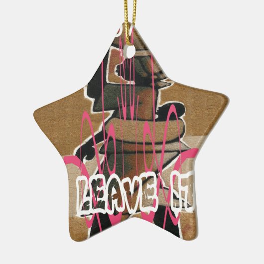 女性と子供の人生は公平ではない;それに慣れなさい。 セラミックオーナメント (左)