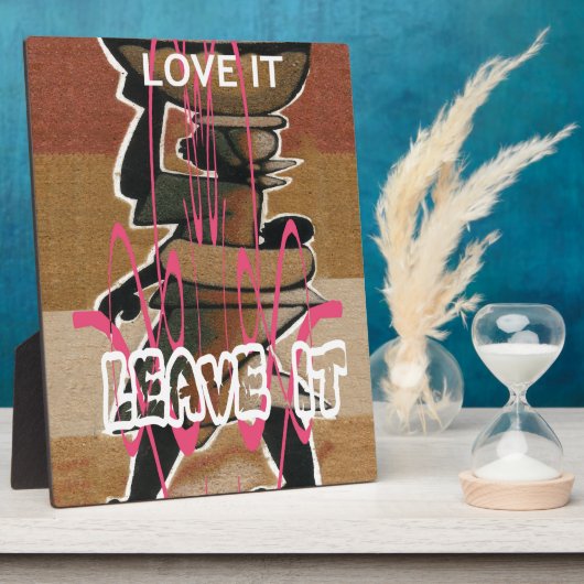 女性と子供の人生は公平ではない；それに慣れなさい。 フォトプラーク (側面)