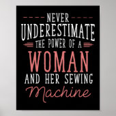 女性と彼女の力を決して過小評価しない ポスター (正面)