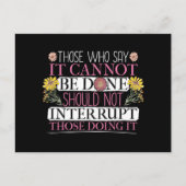 女性に力を与えたフェミニズムの指導者 ポストカード (正面)