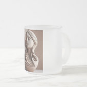 女性に力を与える フロストグラスマグカップ (正面右)