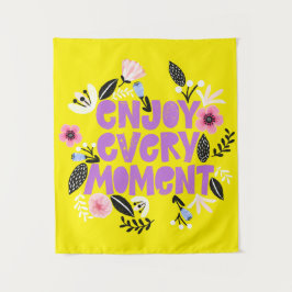 女性に贈る、ハッピーなデザイン タペストリー