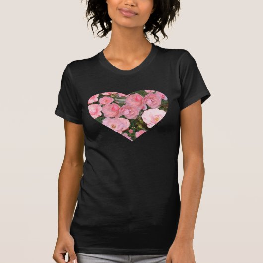 女性のためのバラのTシャツの十分のハート Tシャツ (正面)