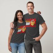 女性のためのポップコーンとホラー映画が大好きな怖い映画Tシャツ Tシャツ (ユニセックス)