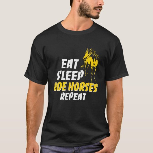女性のための馬 女性は馬に乗るために寝食を忘れる Tシャツ (正面)