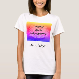 女性のだらしなく写実的なTシャツ Tシャツ