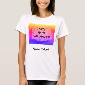 女性のだらしなく写実的なTシャツ Tシャツ
