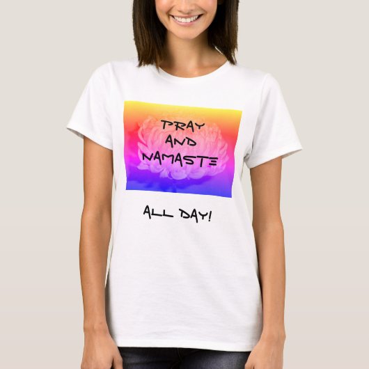 女性のだらしなく写実的なTシャツ Tシャツ (正面)