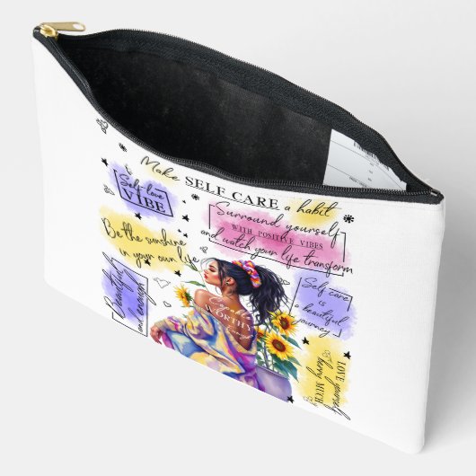 女性のエンパワーメインスパイアント前向き確認 アクセサリーポーチ (見開き)