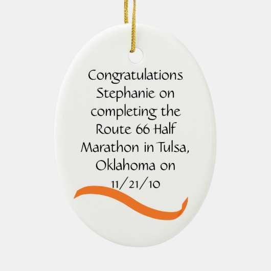 女性のオレンジの半分のマラソン選手のオーナメント セラミックオーナメント (裏面)
