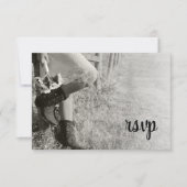 女性のカーボーイとひまわり国結婚式RSVPカード 出欠カード (正面)