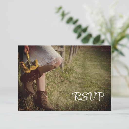 女性のカーボーイとサンフラワーズウェスタンウェディングRSVPカード 出欠カード (スタンド正面)