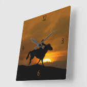 女性のカーボーイと乗馬カントリーウェスタン スクエア壁時計 (傾斜)