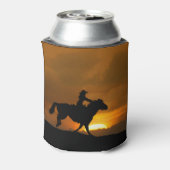 女性のカーボーイと馬が夕日に乗る 缶クーラー (缶裏面)