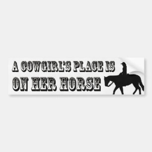 女性のカーボーイの場所は彼女の馬にあります バンパーステッカー