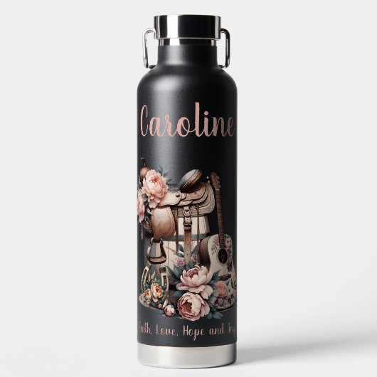 女性のカーボーイの夢 – サドル、ホースシューズ&ギター ウォーターボトル (正面)