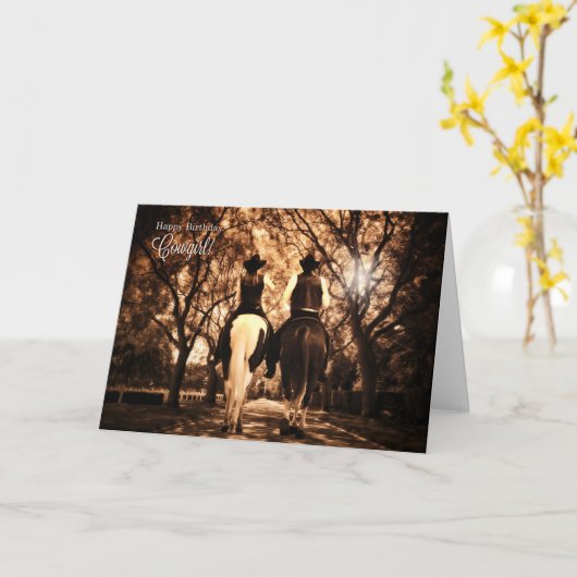女性のカーボーイの誕生日ウェスタンをテーマにした乗馬 カード (黄色い花)
