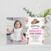 女性のカーボーイウエスタンファースト・ロデオ1歳の誕生日パーティー 招待状 (スタンド正面)