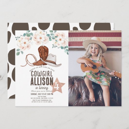 女性のカーボーイウエスタンワイルドウェストフローラ誕生日 招待状 (正面/裏面)