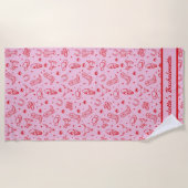 女性のカーボーイカスタムピンクコーストバチェロレッテ ビーチタオル (正面)