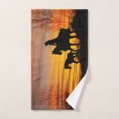 女性のカーボーイサンセット乗馬ハンドタオル ハンドタオル (ハンドタオル)