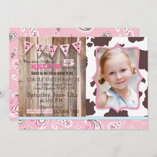 女性のカーボーイピンクバンダンナウエスタンテーマ誕生日 招待状 (正面/裏面)