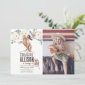 女性のカーボーイフローラロデオポニーライドフォト誕生日 招待状 (スタンド正面)
