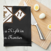 女性のカーボーイブーツとカウボーイハットモノグラムフォト キッチンタオル (四つ折り)