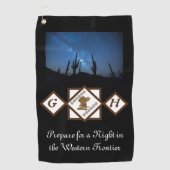 女性のカーボーイブーツとカウボーイハットモノグラムフォト ゴルフタオル (正面)